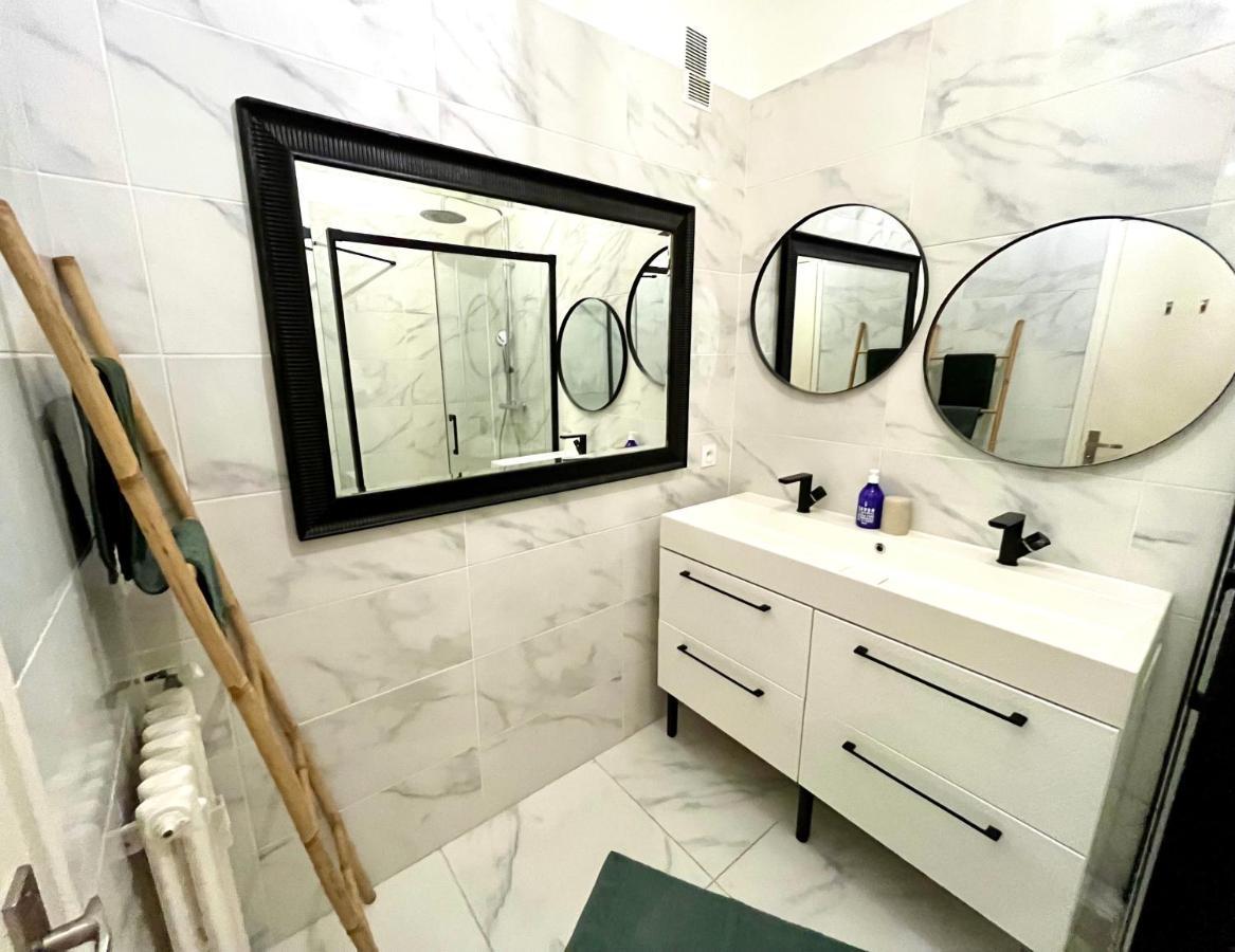 2 Bedrooms - Sea View Apartment Νίκαια Εξωτερικό φωτογραφία